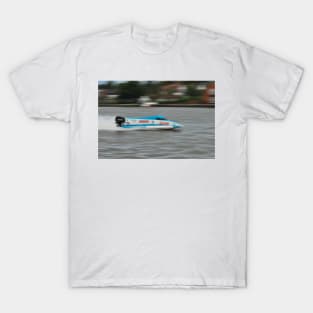 Powerboat Racing at Oulton Broad - Scott Curtis - Formula Grand Prix T-Shirt